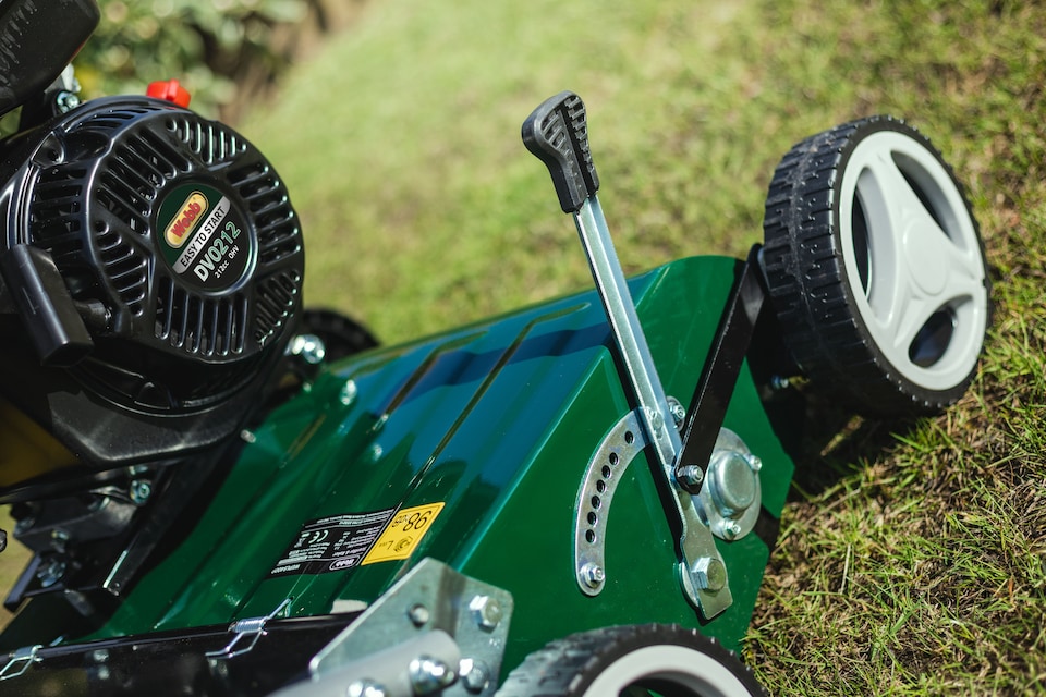 image 1 of Webb WEPS400 4 Wheel Petrol Lawn Scarifier & Raker with 40cm Working Width, 8 Depths and 45L Collection Bag - 3 Year Guarantee