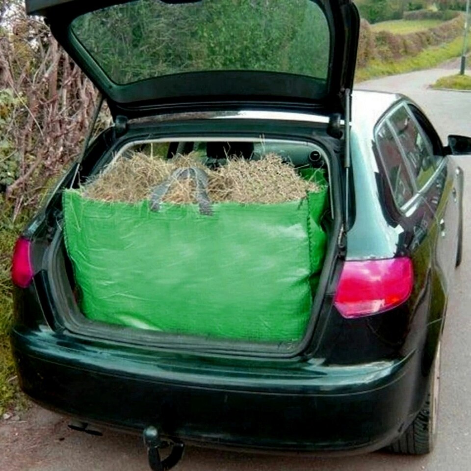 image 1 of SPARES2GO Garden & Farm Wheelbarrow Carrier Bag Heavy Duty Capacity Increase (270 Litre)
