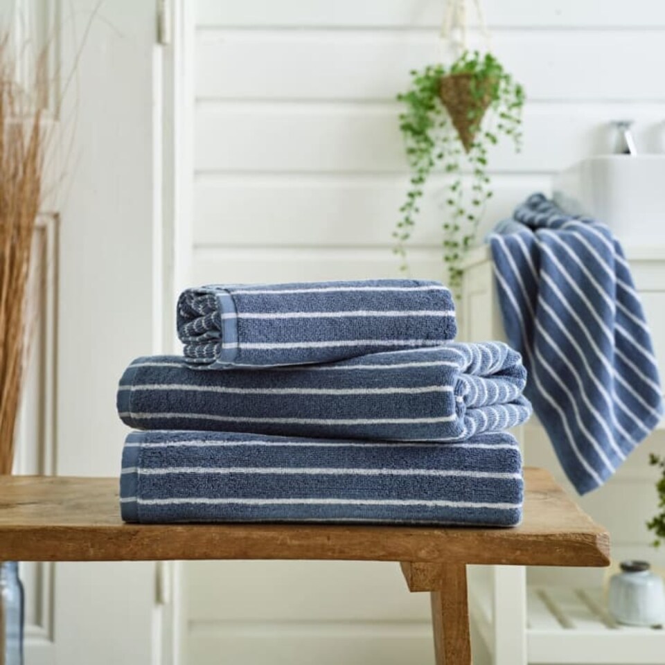 image 1 of Malmo Cotton Stripe Lightweight 480gsm Towel