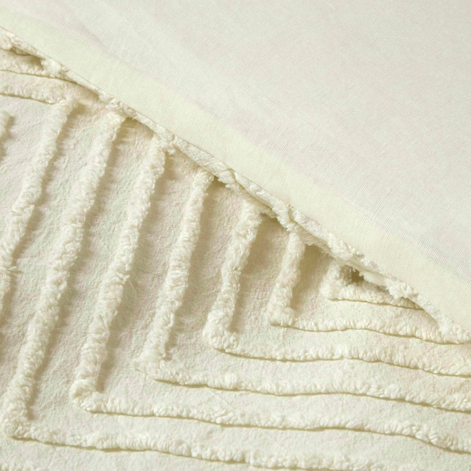 image 1 of Homescapes Off White Chevron Cotton Tufted Duvet Cover Set - Double N/A | Double