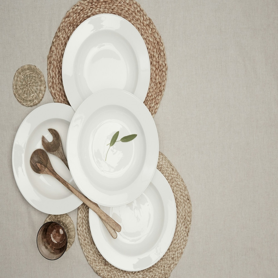 image 1 of 4pc Professional Alumina White Porcelain Classic Rim Pasta Bowls