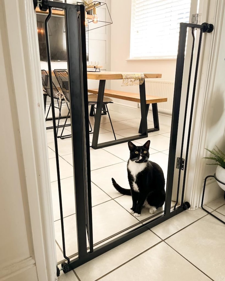 image 1 of Bettacare Child and Pet Gate Narrow, 68.5cm - 75cm, Matt Black, Extra Tall Gate 104cm in Height, Narrow Pressure Fit Stair Gate