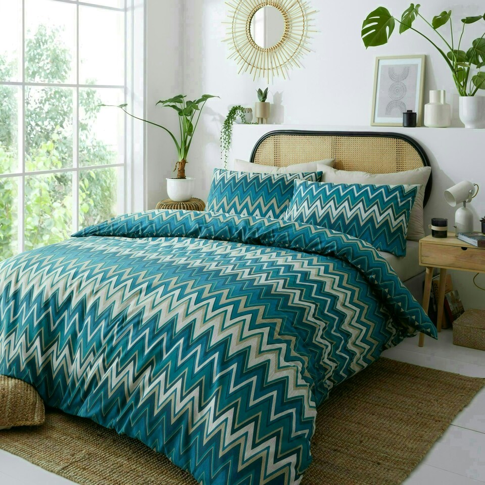 image 1 of Portfolio Home Tyler Zig Zag Geometric Bedding Duvet Cover Set Purple | Single