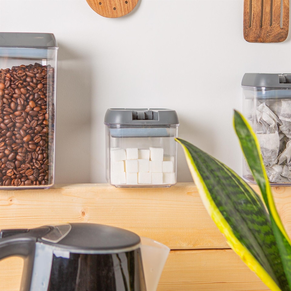 image 1 of Argon Tableware 6x Food Storage Containers - 500ml - Grey Airtight Plastic Storage Pantry Food Organiser with Flip Lock Lid