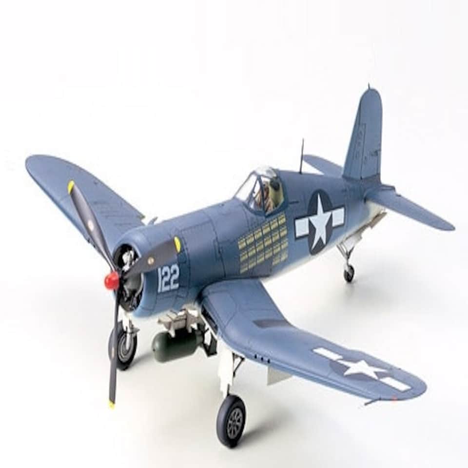 Tamiya Vought F4U-1A Corsair (1:48 Scale)