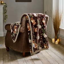 Woodland Wildlife Forest Animal Flannel Throw with Sherpa Back – 140x180cm Red | Wine