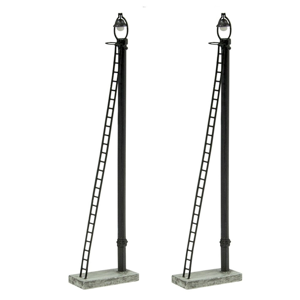 Bachmann Scenecraft Wooden Post Yard Lamps 2pcs (Pre-Built)
