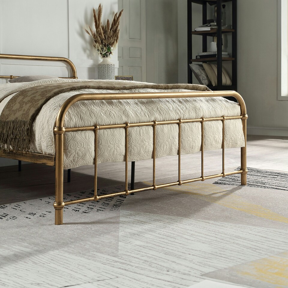 image 1 of Tewin Vintage Hospital Style Brass Metal Bed Frame (King)
