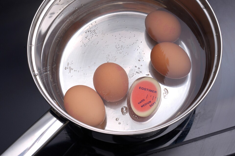 image 1 of Orsina Bianco Red Resin Egg Timer