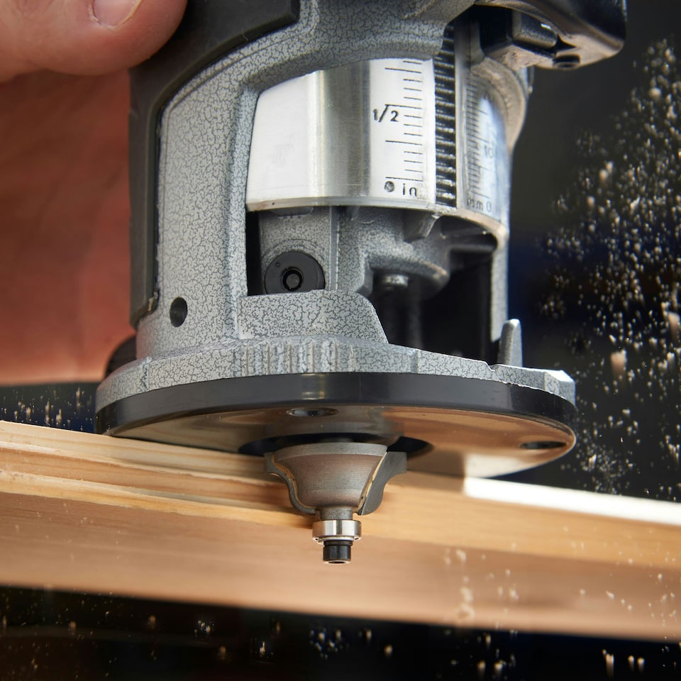 image 1 of VonHaus Compact Palm Router Saw 710w with 6 Speed Settings