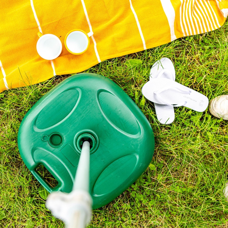 image 1 of Harbour Housewares Metal Beach Parasol with Green Base - 1.8m  - Yellow Stripe