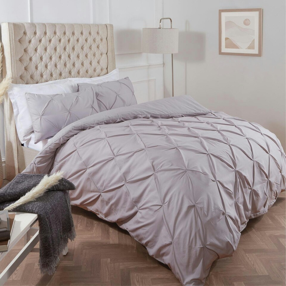 image 1 of OHS Pinch Pleat Diamond Pintuck Duvet Cover and Pillowcase Bedding Set, King - Silver