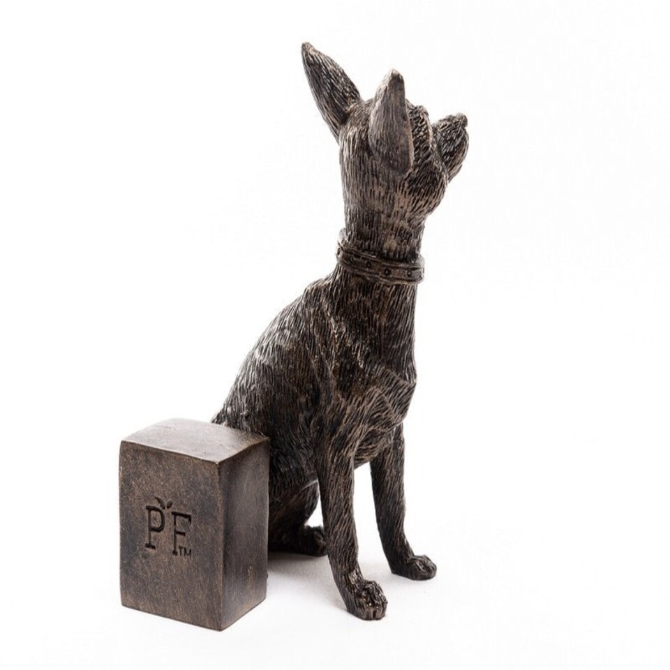 image 1 of Chihuahua Plant Pot Feet - Set of 3 - L5 x W6 x H9.5 cm | Grey