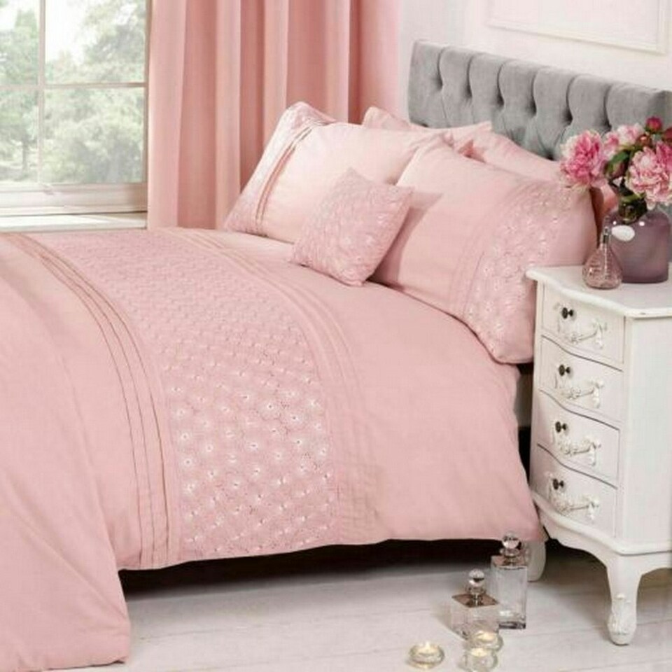 Rapport Everdean Embroidered Duvet Cover Set - Pink - Superking
