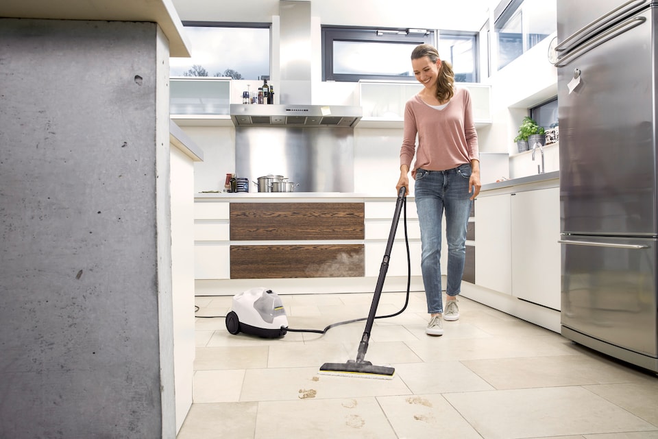 image 1 of Kärcher SC 4 EasyFix Steam Cleaner