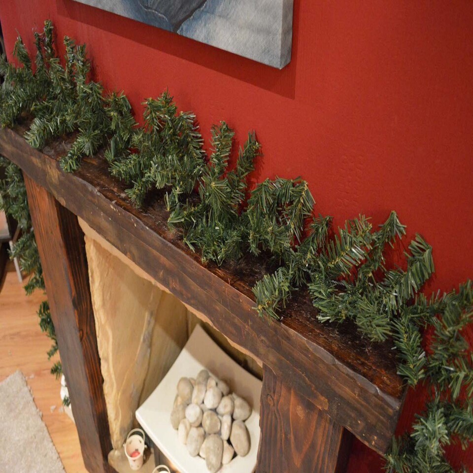 image 1 of Pack of 4 x 2.7m (9ft) x 20cm Canadian Pine Christmas Garland Plain Green