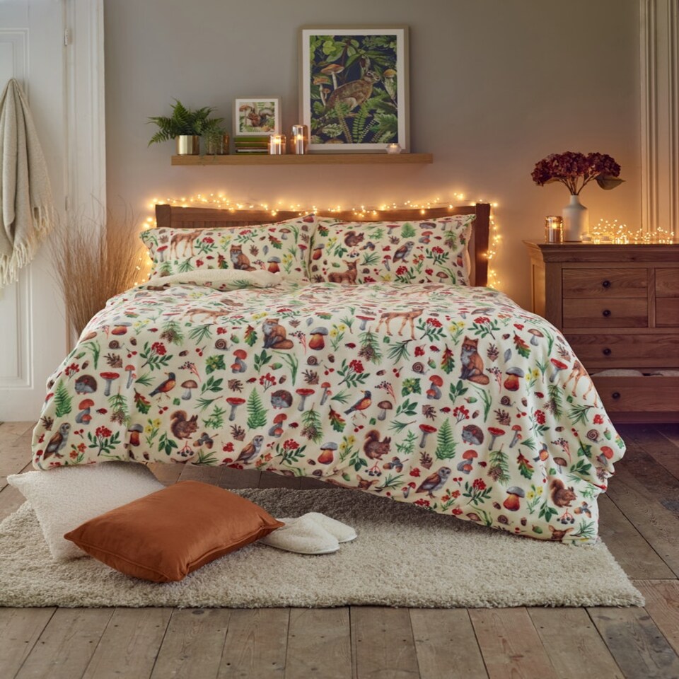 image 1 of Woodland Animals Fleece Duvet Set with Sherpa Back – Warm & Cosy Autumn Bedding Multi | Double