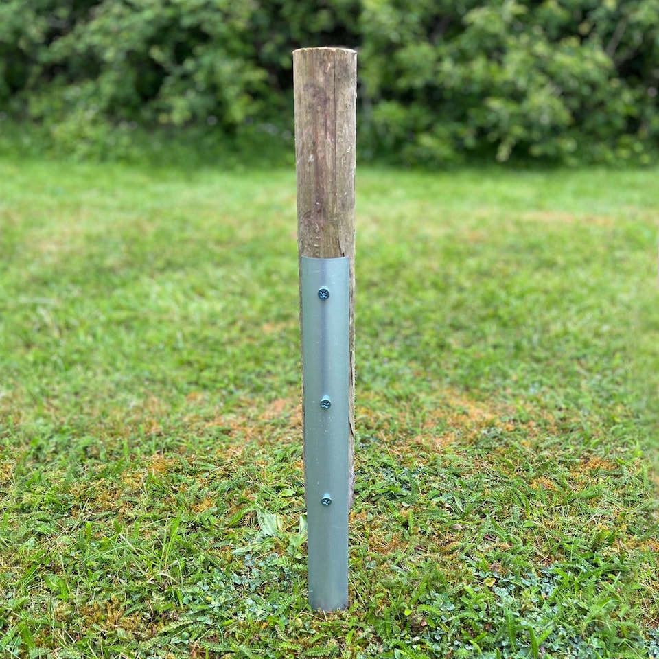 image 1 of Metal Log Roll Stakes for Lawn Garden Border Edging (Pack of 10)