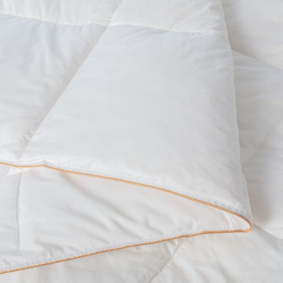 image 1 of Luxury 13.5 Tog Goose Feather And Down Duvet 100% Cotton Cover Single White