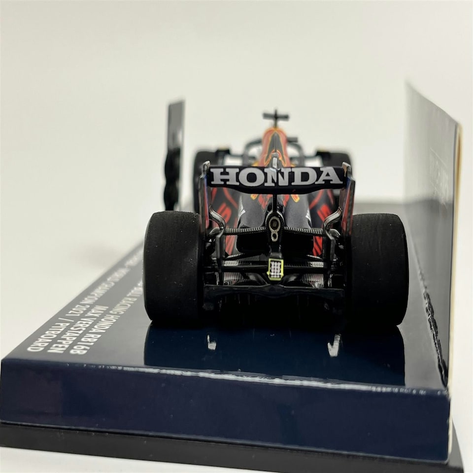 image 1 of Max Verstappen Red Bull Racing Honda RB16B Abu Dhabi World Champion 2021 1:43 Minichamps 410212333