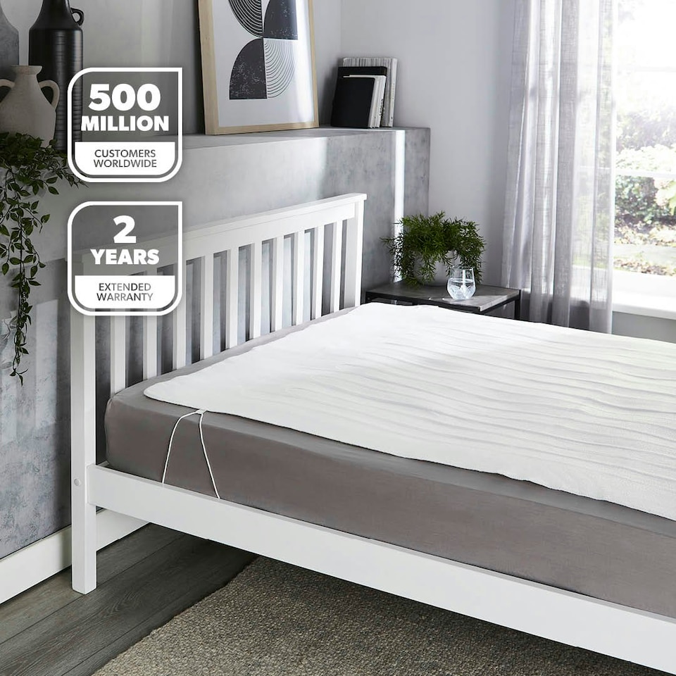 image 1 of GEEPAS Electric Heated Under Blanket 137x165 cm | White White