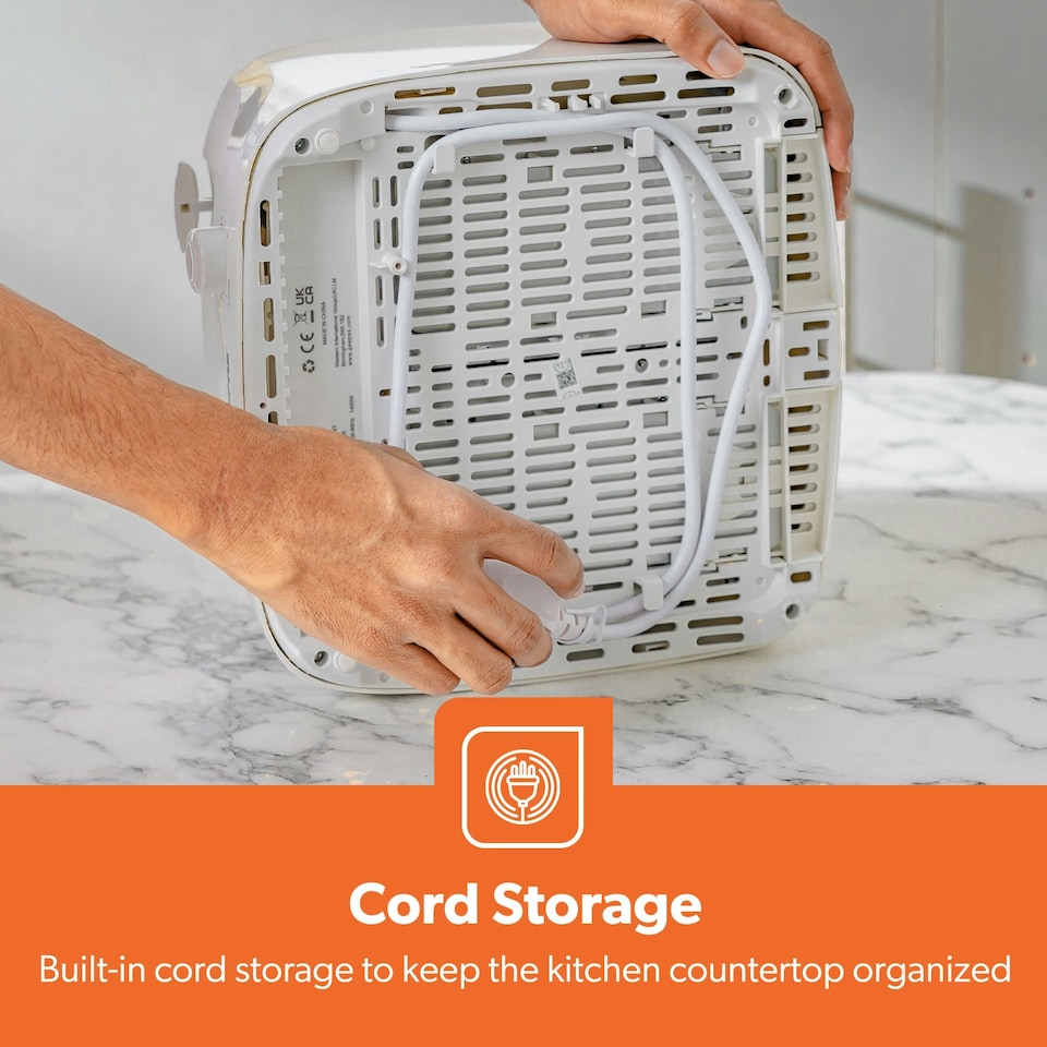 image 1 of GEEPAS Cordless Electric Kettle & 4 Slice Bread Toaster Kitchen Combo Set,White | White