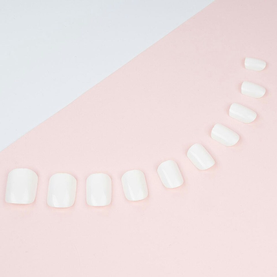 image 1 of Invogue Classic White Square Nails (24 Pieces)