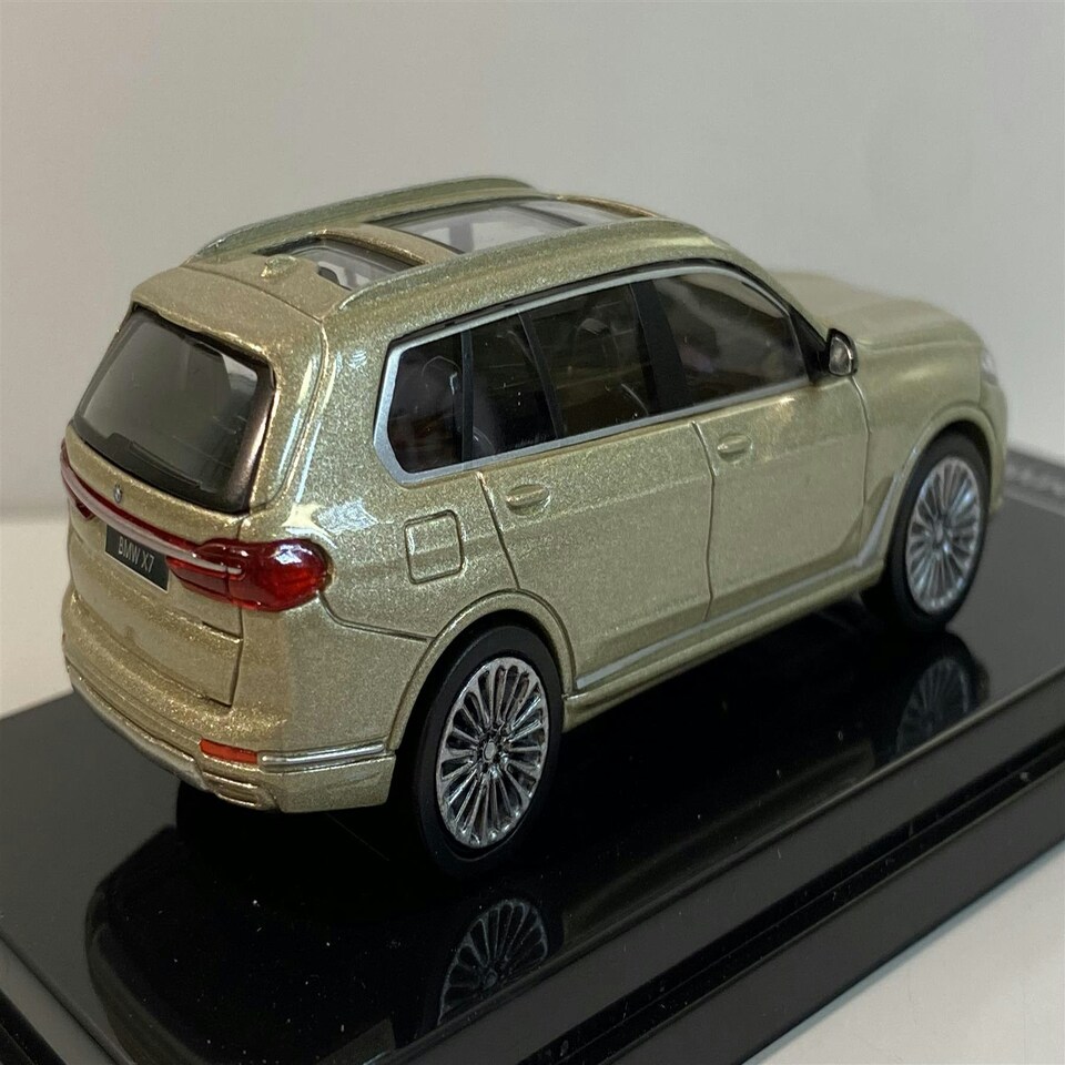 image 1 of BMW X7 Sunstone 1:64 Scale Paragon 55196L