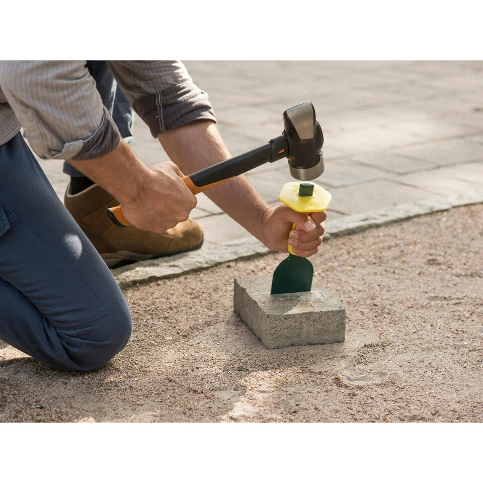 image 1 of Fiskars Isocore Club Hammer - Multi Colour - 1.3kg (3 lb)