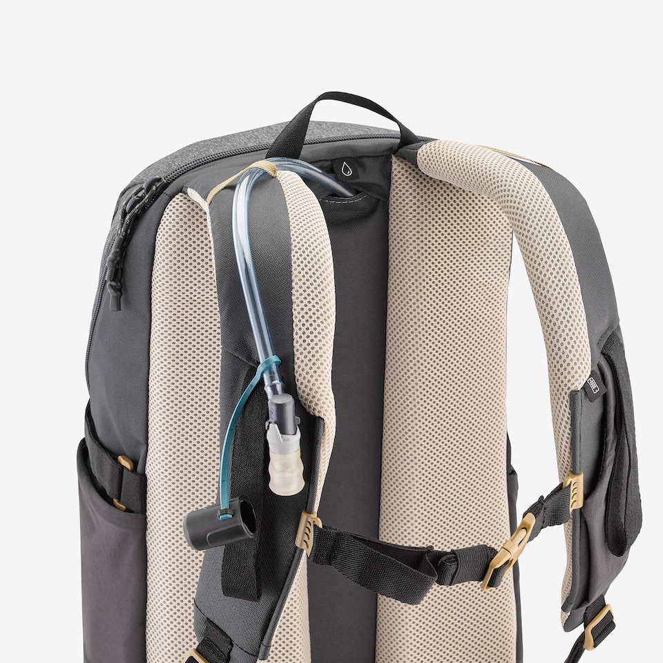 image 1 of Decathlon NH500 Arpenaz 20L Insulated Hiking Backpack