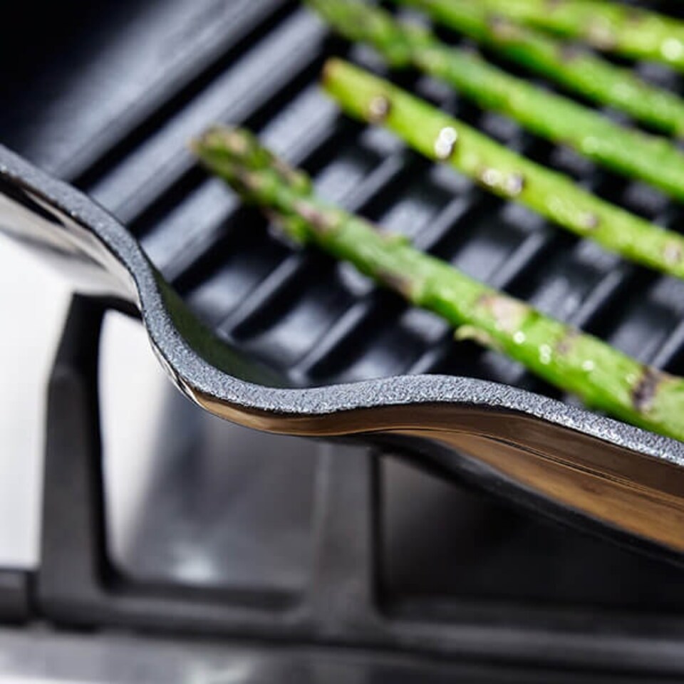 image 1 of Stellar Cast Iron 27cm x 27cm Grill Pan