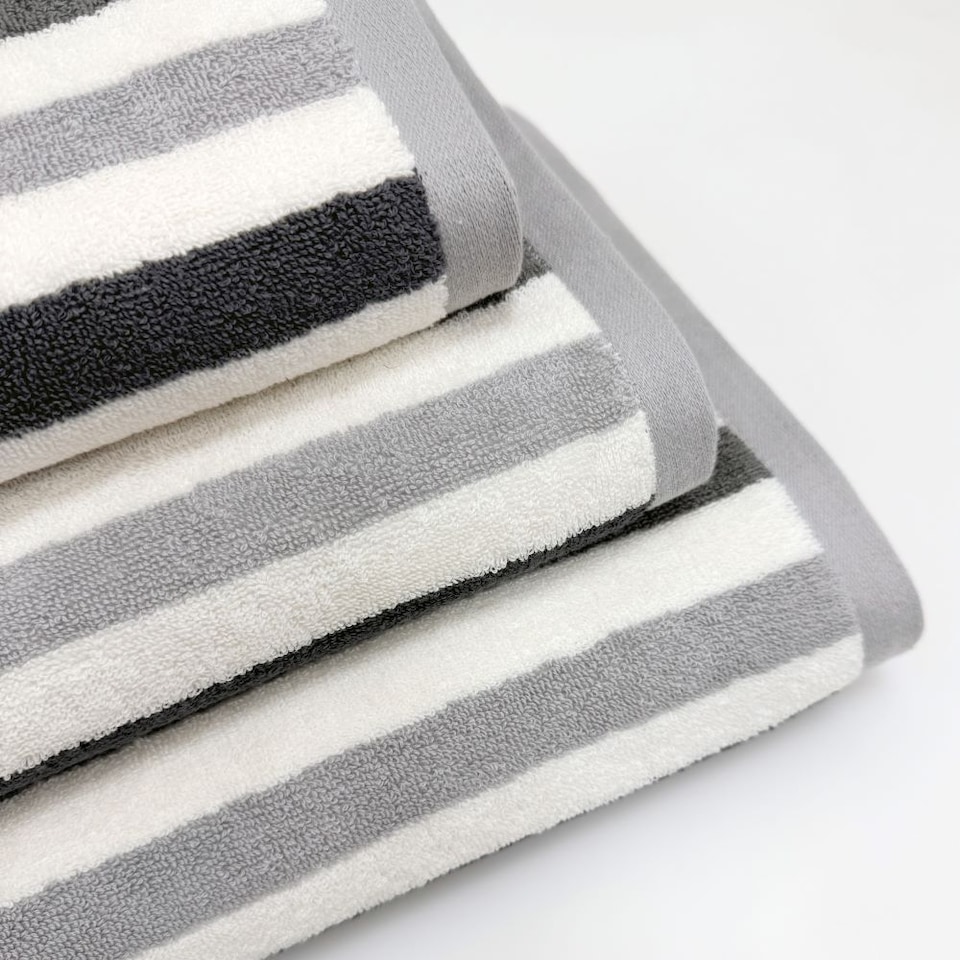 image 1 of Cali Striped Bath Towel 70 x 140cm 100% Cotton - Grey