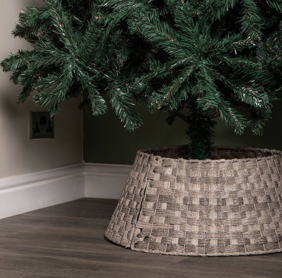 image 1 of 40/58cm Samuel Alexander Medium KD Plastic Wicker Rattan Woven Christmas Tree Skirt in Grey