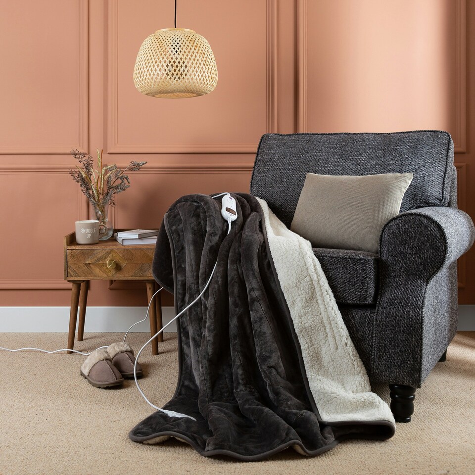 image 1 of Slumberdown Cosy & Snug Sherpa Fleece Heated Throw