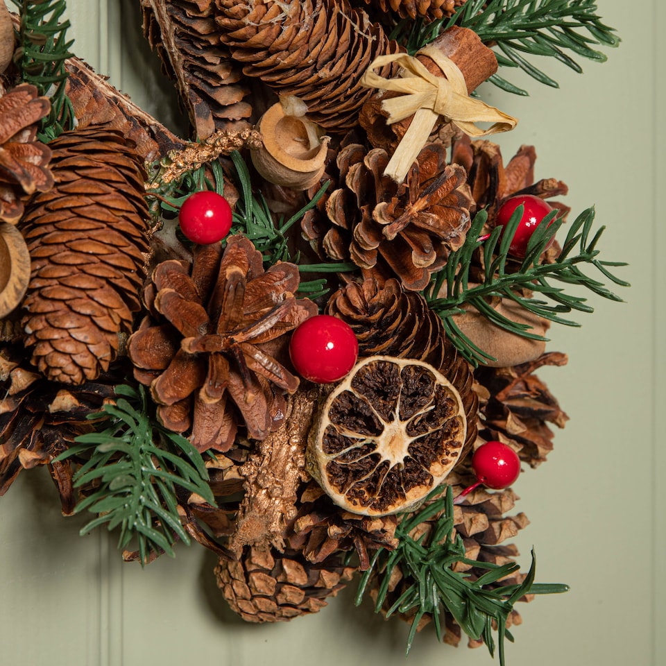 image 1 of 45cm Winter Spice Star Hanging Christmas Wreath with Pine Cones Red Berries & Dried Fruit