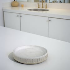Showerdrape Alexandria Concrete Soap Dish | Cream | 1