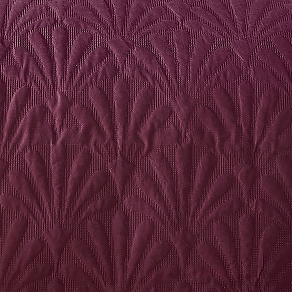 image 1 of Serene Cavali Bedspread Berry