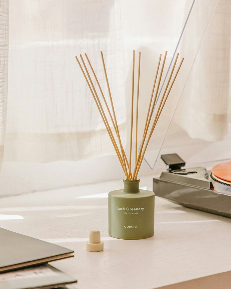 image 1 of Cosmic Freestanding Reed Diffuser Sand Essentials Oriental Scent Beige 100ml