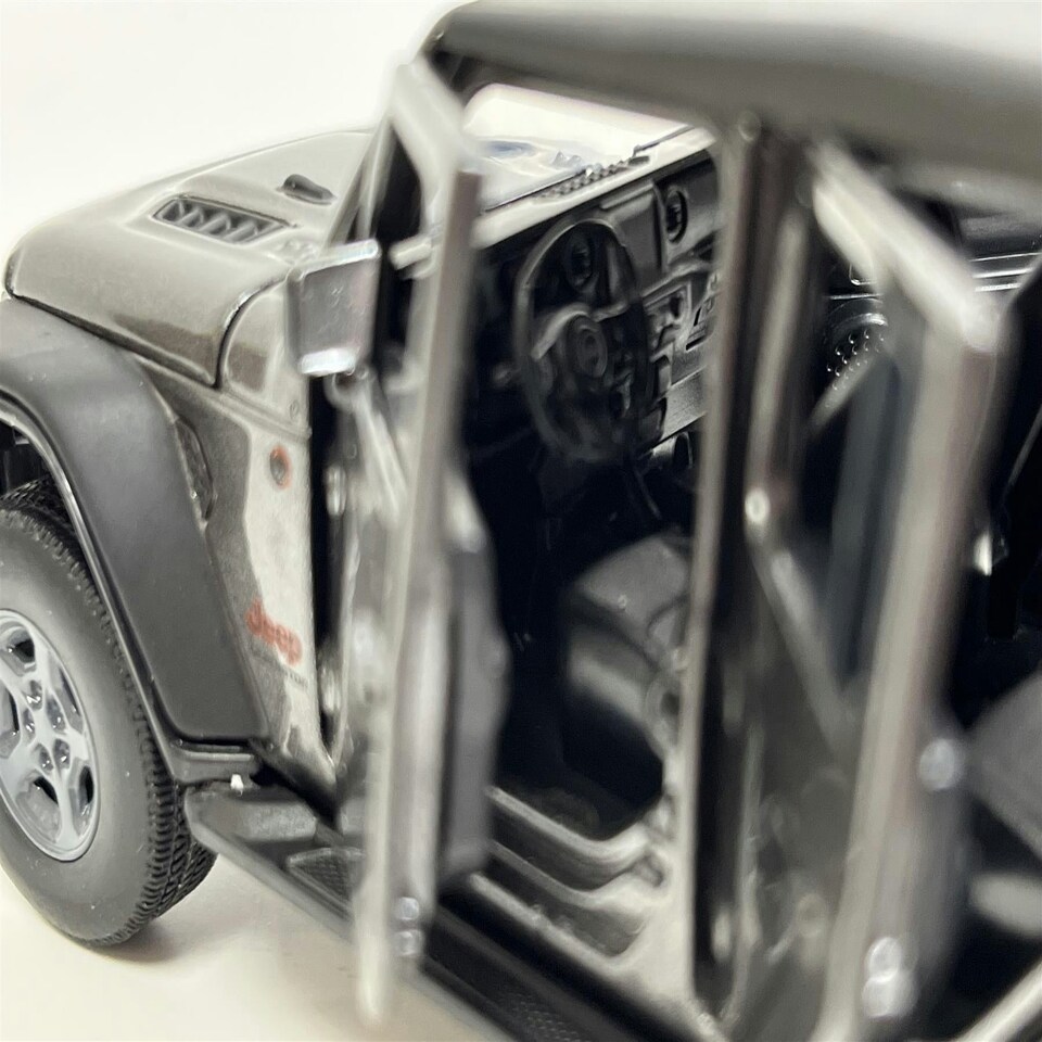 image 1 of Jeep Gladiator Dark Grey LHD 1:32 Scale Light & Sound Tayumo 32170025