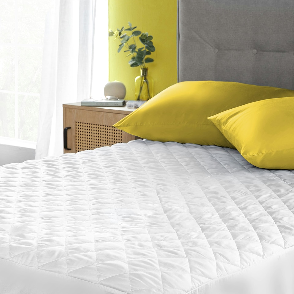 image 1 of Snug Deeply Dreamy Mattress Protector and 2 Pillows Set White | Single