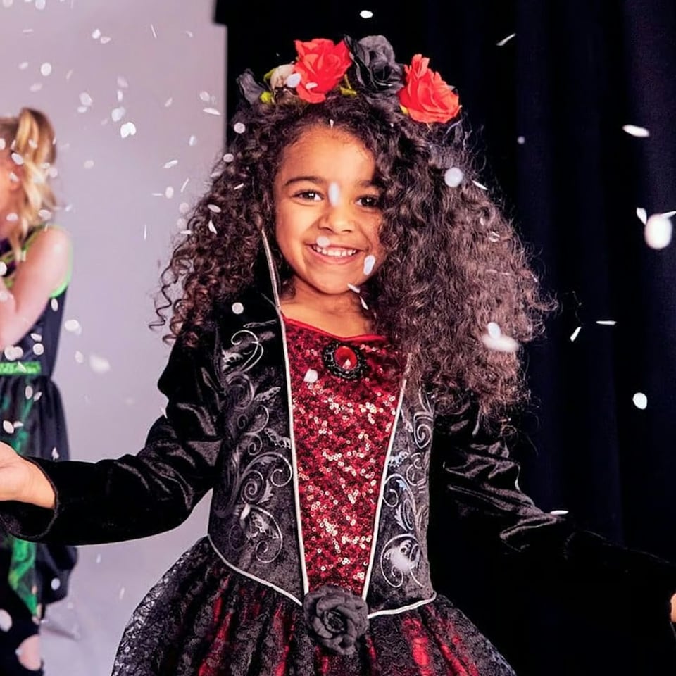 image 1 of Vampiress Deluxe Girls Fancy Dress Costume Kids Large - Age 10-12