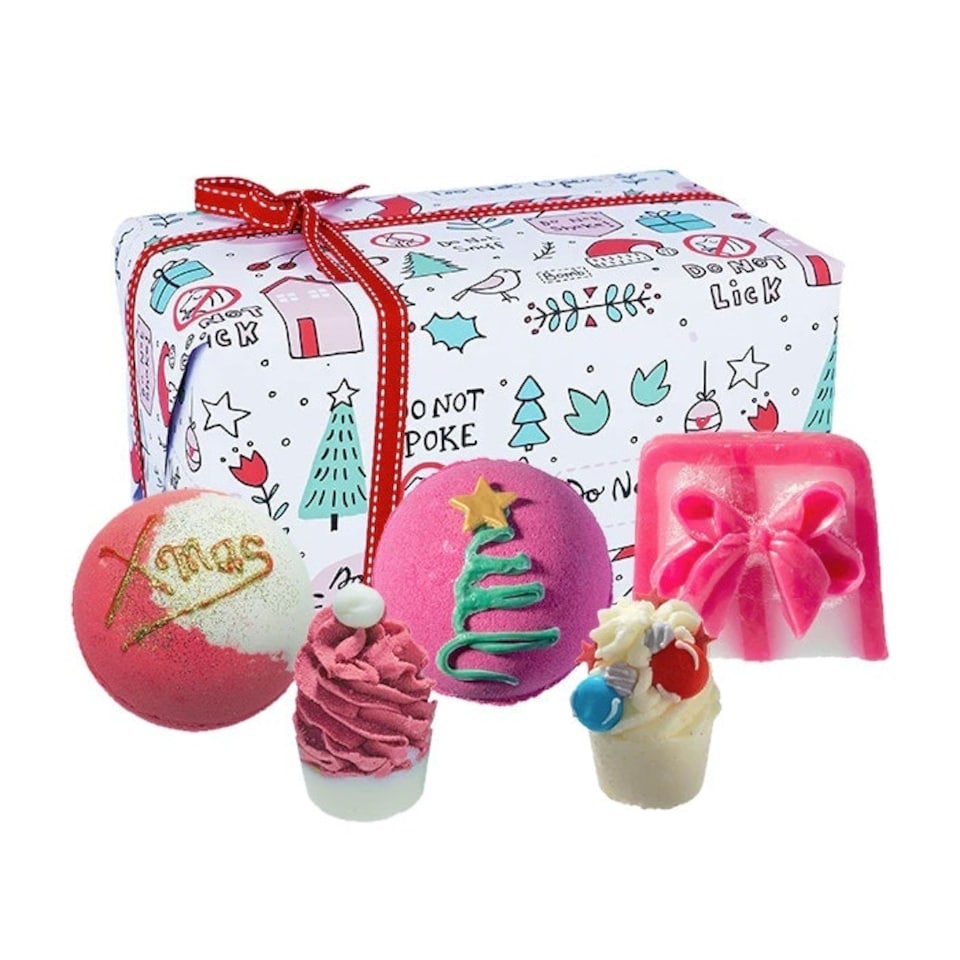 Bomb Cosmetics No Peeking Bath & Body Gift Set