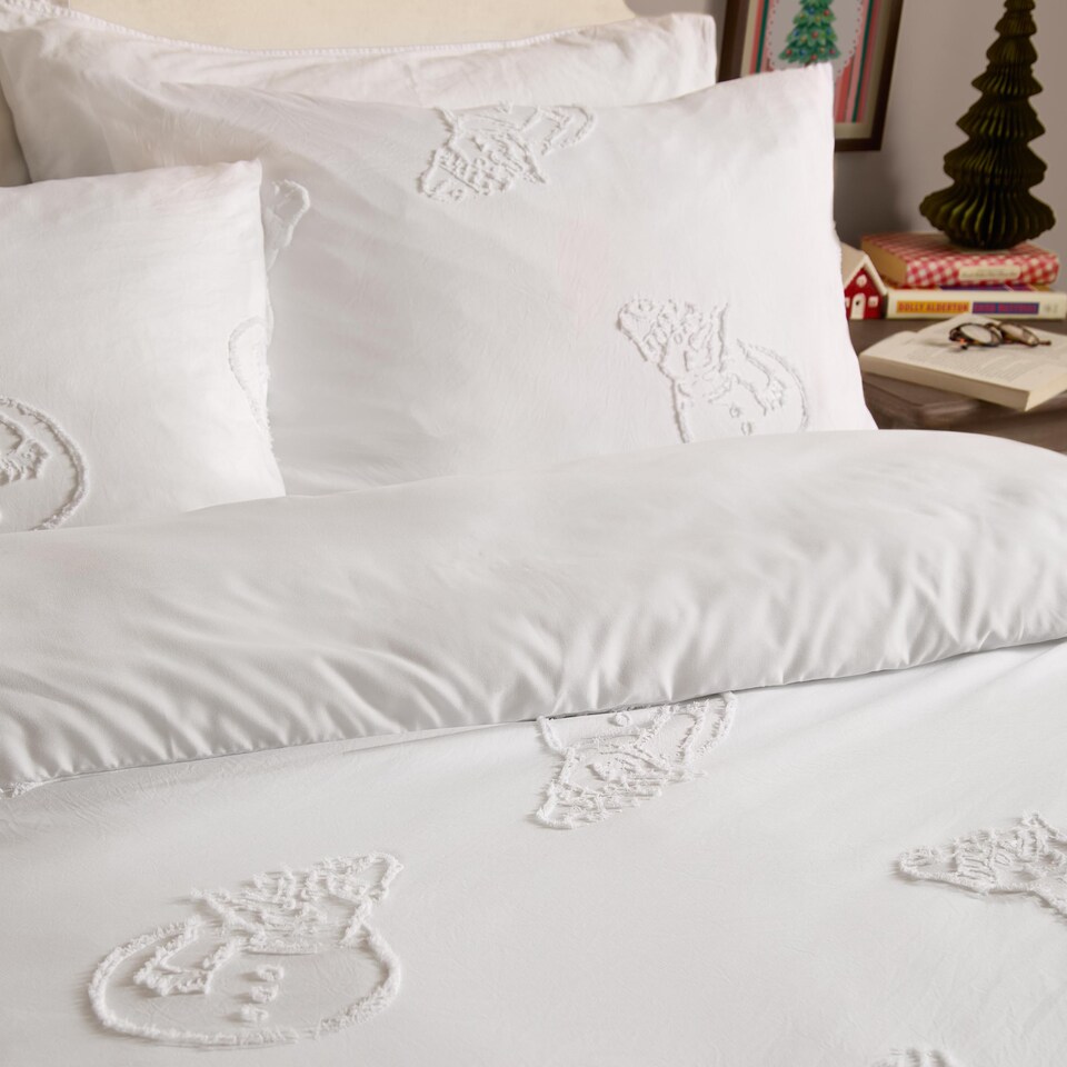 image 1 of Duvet Day Snowmen Soft Tufted Christmas Duvet Cover Set