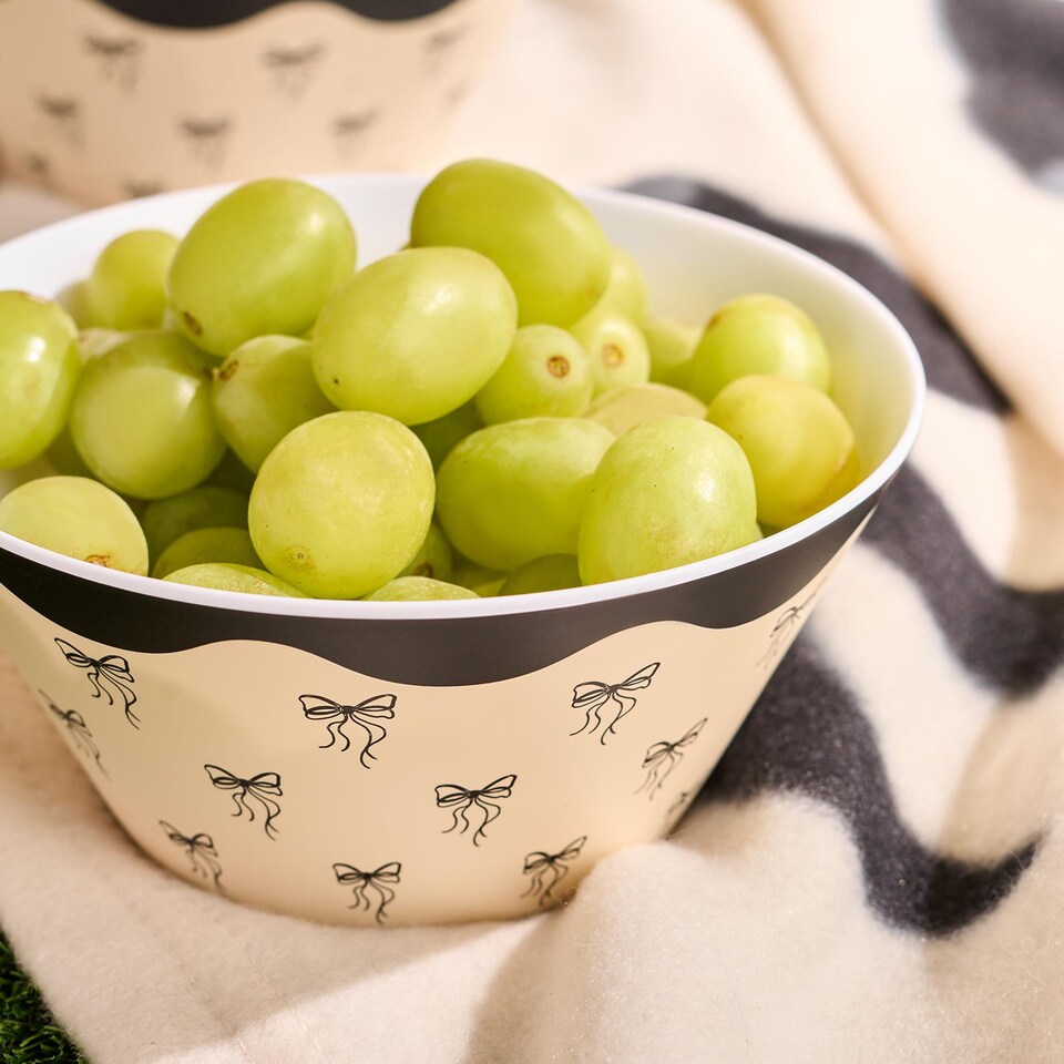 image 1 of OHS Summer Print Plastic Picnic Bowls Set of 4 Lightweight Outdoor