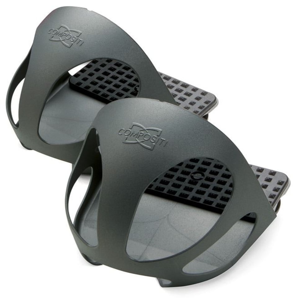 image 1 of Shires Matrix Stirrup Treads Black | Size: Kids
Colour: Black