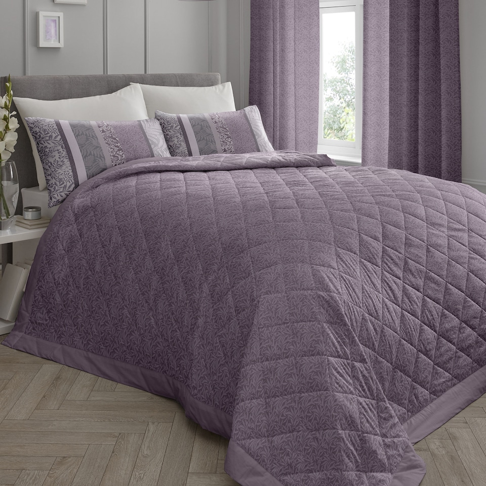 image 1 of D & D Hanworth Bedspread Heather