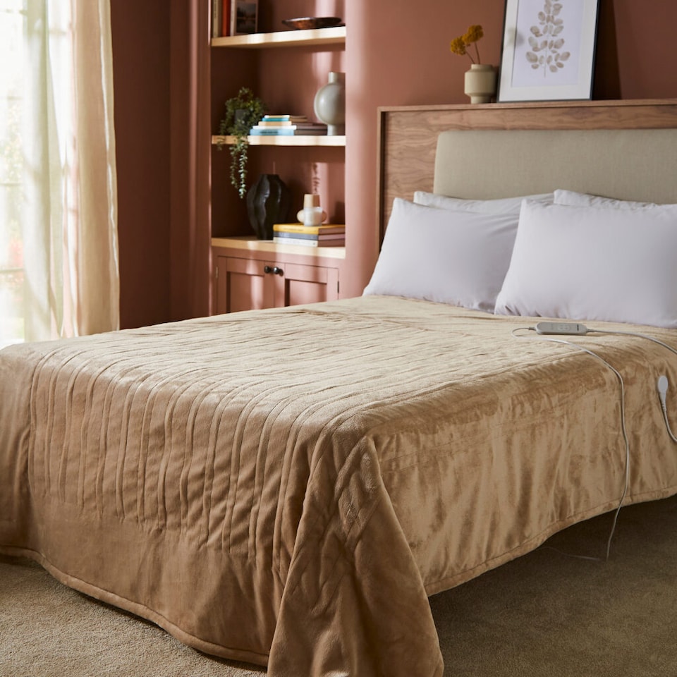 image 1 of Morphy Richards Teddy Fleece & Flannel Fleece Throw 200cm X 180cm Mocca