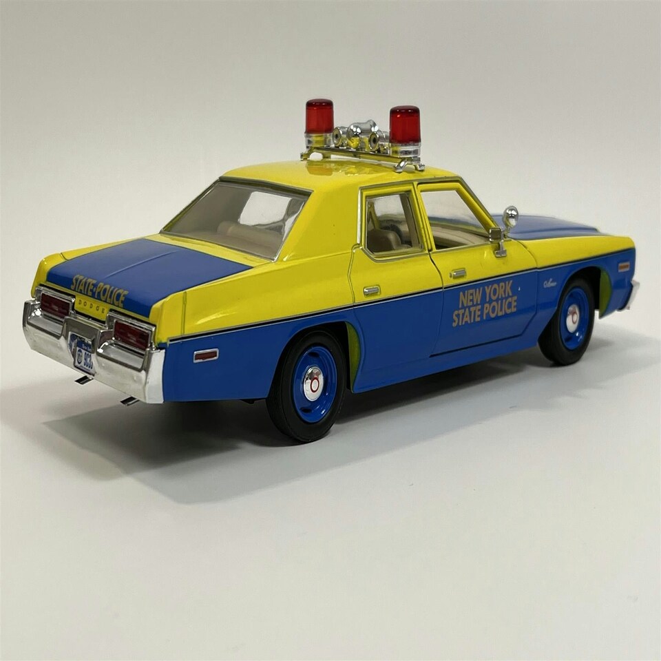 image 1 of 1974 Dodge Monaco NYSP New York State Police 1:24 Scale Greenlight 85551