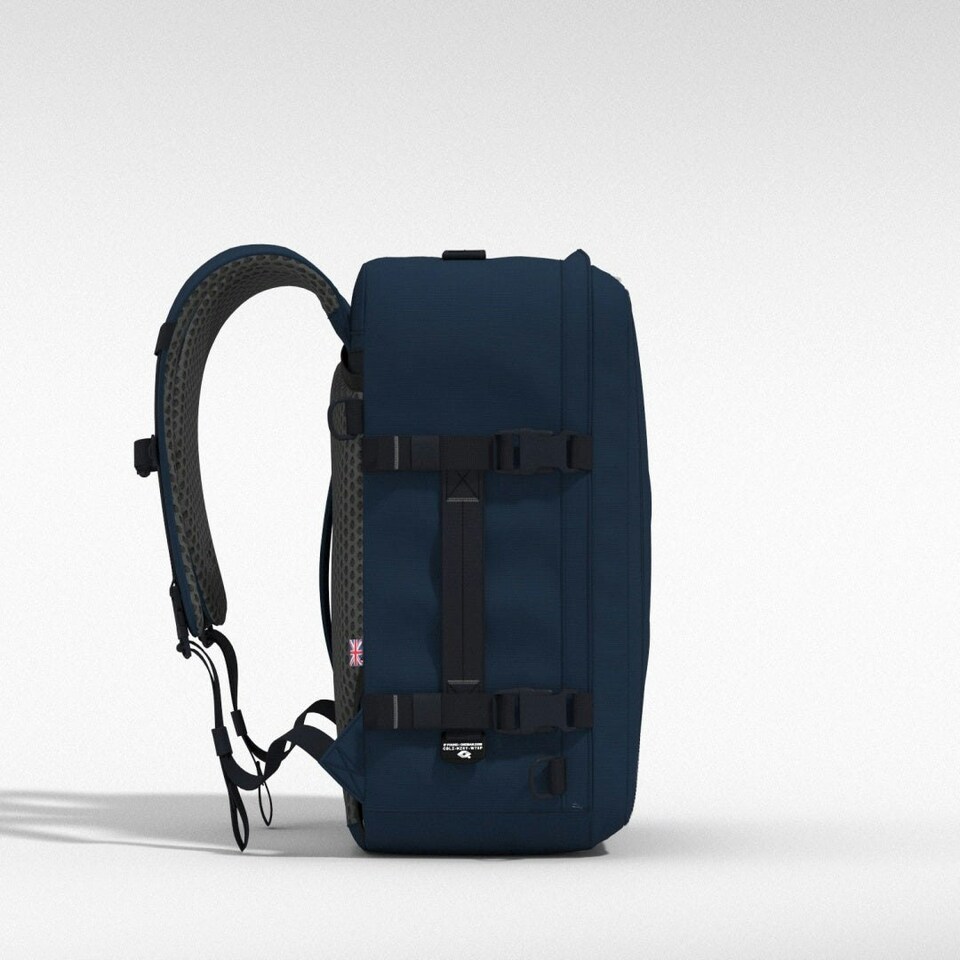 image 1 of Classic Plus Backpack 32L Navy Blue