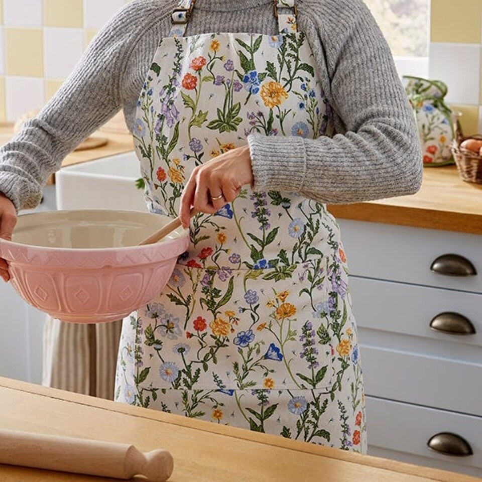image 1 of Ulster Weavers Cottage Garden Cotton Apron